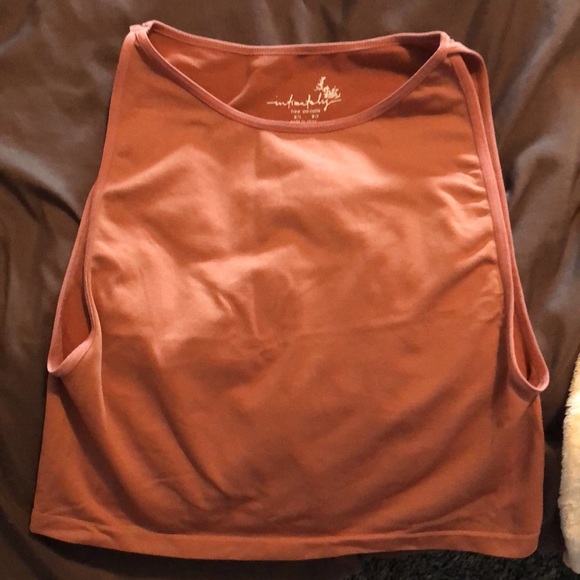 Assorted shirts - Picture 6 of 16